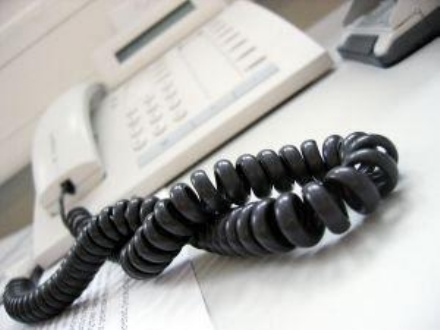 LA LOGGIA - Nasce il telefono solidale per aiutare gli anziani in difficoltà