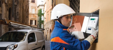 MONCALIERI - E-distribuzione installa 34 mila nuovi contatori Open Meter