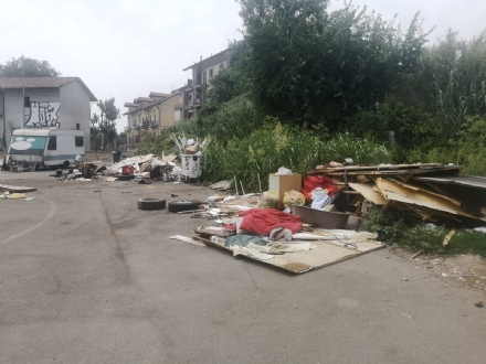 MONCALIERI - Chiuso il campo nomadi del Colombetto: area servizi al suo posto