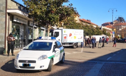 TROFARELLO - Cancellato il mercato settimanale, rivolta degli ambulanti