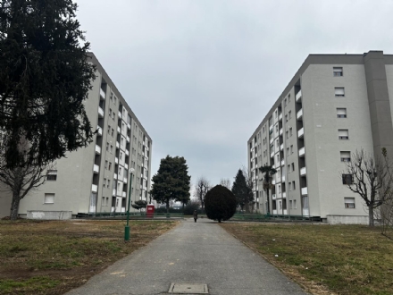 NICHELINO - Il Superbonus non viene rinnovato per il 2024 e il condominio Atc resta con gli infissi vecchi