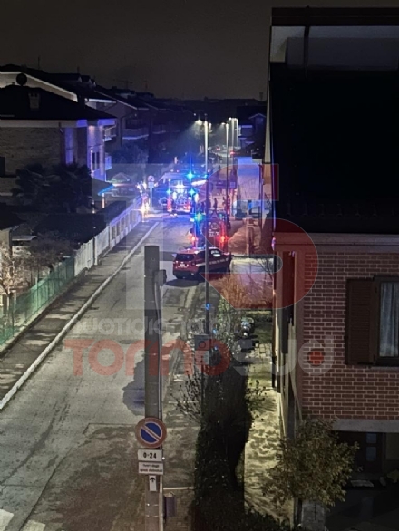 NICHELINO - Notte da incubo per un Incendio in una palazzina di via Ariosto