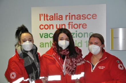 CARMAGNOLA - Vaccinazioni al via per i soccorritori delle ambulanze