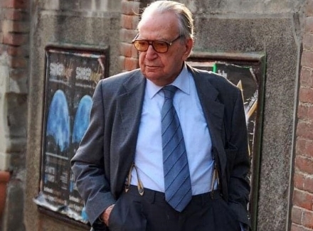 CARMAGNOLA - Lutto nel mondo della cultura: morto Domenico Agasso senior