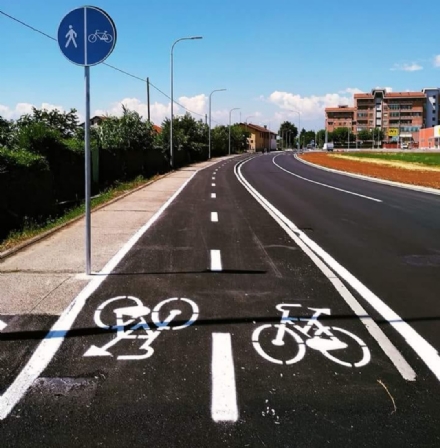 PIOSSASCO - Potenziata la rete di piste ciclabili in città