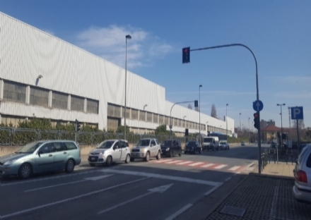 BEINASCO - Troppo traffico, i residenti di Borgo Melano protestano