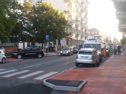 NICHELINO - Ubriaco mette in subbuglio via Torino e intervengono i carabinieri