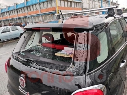 MALTEMPO - Violenta grandinata in tutta la cintura: allagamenti e macchine rovinate