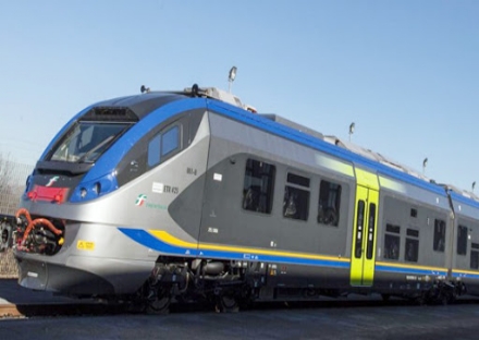 TRASPORTI - Potenziati i treni per l'estate al mare o in montagna. E anche per la Sfm2