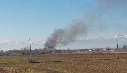 VINOVO - Incendio al campo nomadi di strada Rottalunga