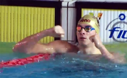 MONCALIERI - Alessandro Miressi batte il record italiano dei 100 stile libero di nuoto