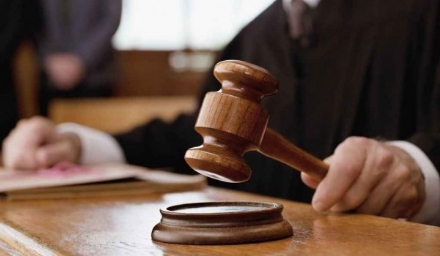 MONCALIERI - Madre e figlia morte dopo il parto: assolti i tre medici dell'ospedale Santa Croce