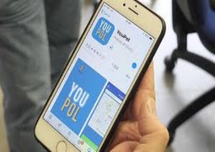 MONCALIERI - La polizia arresta in piazza Bengasi due spacciatori grazie all'app Youpol