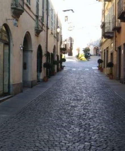 MONCALIERI - Da lunedì chiusa tutta via San Martino per lavori