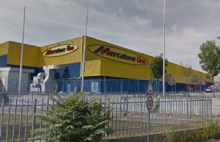BEINASCO - Mercatone Uno sarà venduto a un unico soggetto