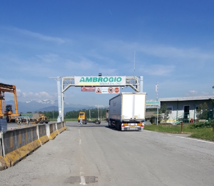 CANDIOLO - Iniziati i lavori per la nuova strada delle Piniere. Primo passo verso la chiusura del passaggio a livello di Ambrogio