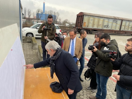 ORBASSANO - Al nodo intermodale del Sito 100 mila metri quadri per treni speciali