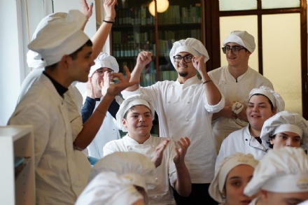 CARIGNANO - L’IIS “Norberto Bobbio” conquista la finale nazionale del Cooking Quiz