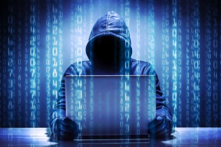 BEINASCO - Attacco degli hacker informatici: fuori uso il sito internet del Comune