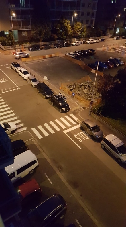 MONCALIERI - Continua il problema del parcheggio selvaggio in diverse zone della città