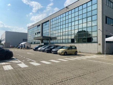 ORBASSANO - Dismissione stabilimento Afs per i tagli di Amazon, il colosso web: 'Opzione soppesata'