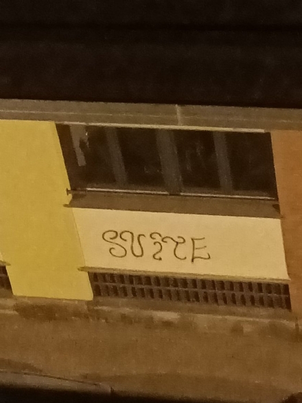 MONCALIERI - Ancora writers a imbrattare muri: nuovo caso in via Puccini