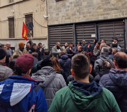 MONCALIERI - Il Comune riserva 700 euro come contributo ad ogni lavoratore Delgrosso
