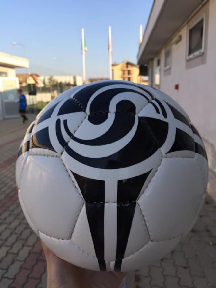 CARMAGNOLA - Il boom del calcio femminile approda a Salsasio: aperta la scuola calcio