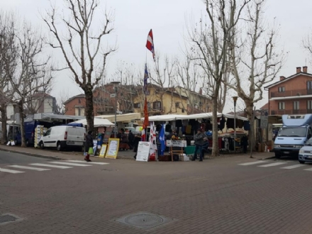 NICHELINO - Il mercato di piazza San Quirico  si sposta per tre mesi a causa di lavori di riqualificazione