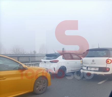 NICHELINO - Incidente in via Debouché: due feriti in ospedale
