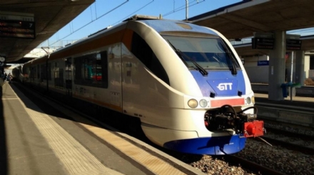 TRASPORTI - Bonus treno da un milione e mezzo per i pendolari abbonati
