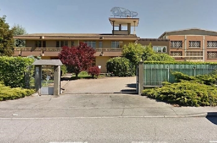 RIVALTA - Infortunio sul lavoro alla Opac: operaio perde 4 dita della mano