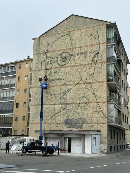 NICHELINO - Via al nuovo murales della città, dedicato a Primo Levi