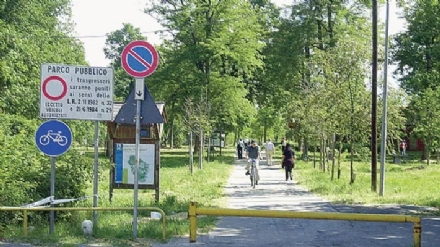 NICHELINO - Nel parco Boschetto c'era un cantiere, ma senza autorizzazione. Stop ai lavori abusivi
