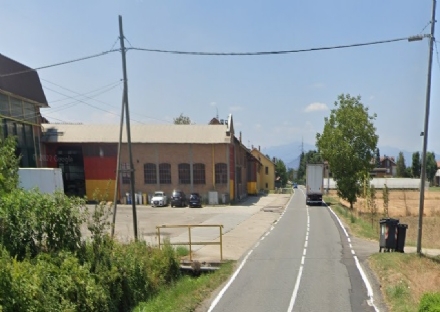 NICHELINO - Continuano i vandalismi contro i velobox: quello di via Buffa sradicato e buttato nel canale