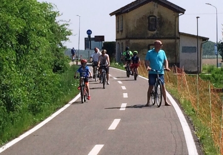 PIOSSASCO - Percorsi ciclabili a prova di handbike, trike e carrozzine: un progetto per il turismo sostenibile