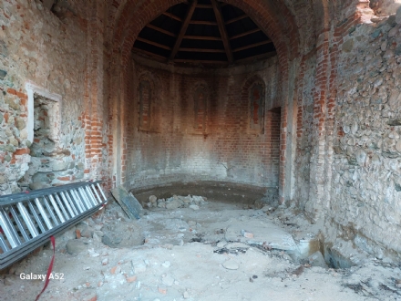 BRUINO - Ossa umane nei lavori di riqualificazione della cappella nel parco del castello
