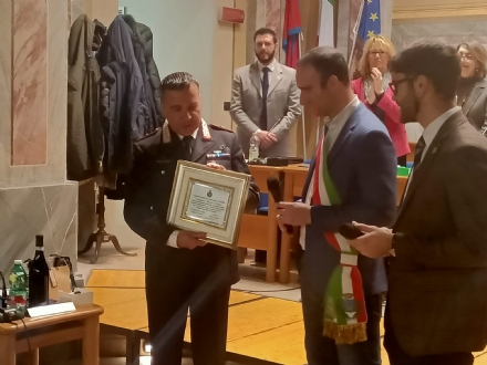 BEINASCO - Cambio al comando alla stazione cittadina dei carabinieri: il maresciallo Paoletti va a Orbassano