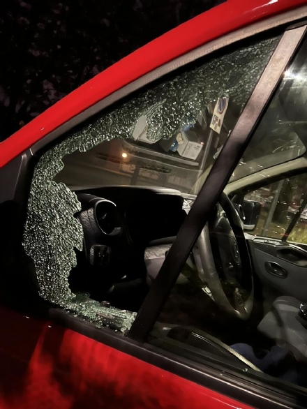 ORBASSANO - Raid di ladri d'auto nel quartiere Arpini: rotti diversi finestrini