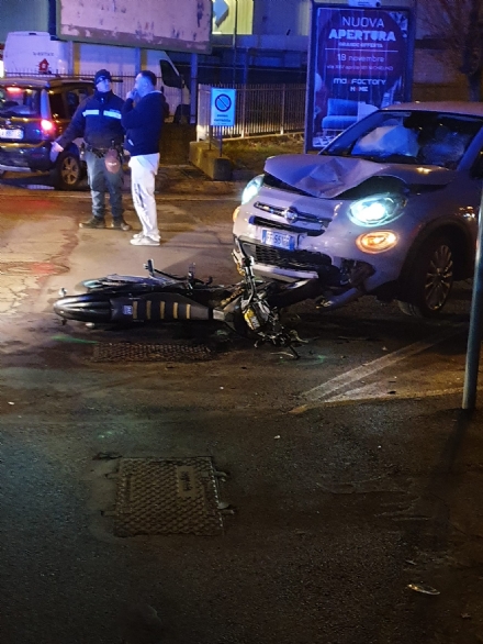 ORBASSANO - Brutto incidente nella serata di ieri in via Nino Bixio