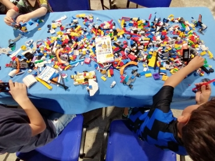 CARMAGNOLA - Torna la maxi esposizione di Lego in città