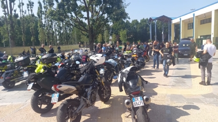 NICHELINO - I funerali di 'Nello' Rosa richiamano 200 bikers