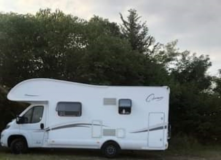 NICHELINO - Controllati i camper di nomadi nel parcheggio di fronte al Carrefour