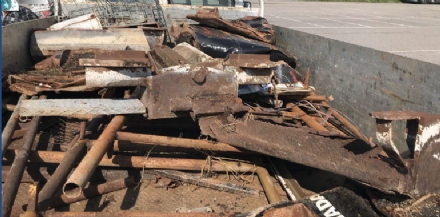 MONCALIERI - Nomadi rom sul camioncino a caccia di ferro: denunciati