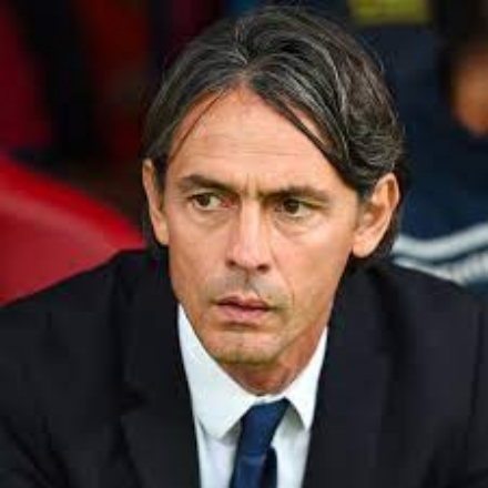 NICHELINO - Filippo Inzaghi al Teatro Superga per raccontare il calcio nell'ambito del Salone Off