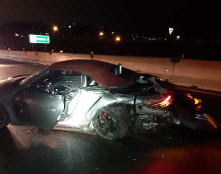 MONCALIERI - Schianto in tangenziale: automobilista portato in ospedale - FOTO