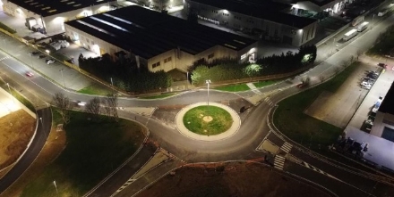 ORBASSANO - Taglio del nastro alla nuova rotatoria creata nel progetto Amazon