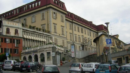 MONCALIERI - Caro energia: i ristoranti che danno il pasto ai dipendenti del Santa Croce tagliano acqua, pane e posate