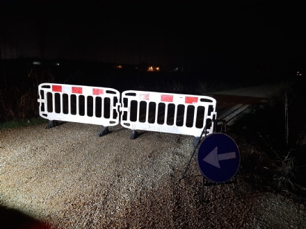 VINOVO - Si apre una buca in strada Tetti Caglieri: la via chiusa a tempo indeterminato