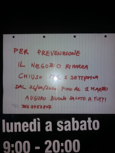 NICHELINO - Diversi negozi gestiti da personale cinese chiudono 'per prevenzione'